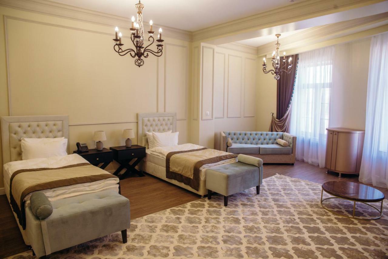 Royal Bv Hotel Ust-Kamenogorsk Exterior photo